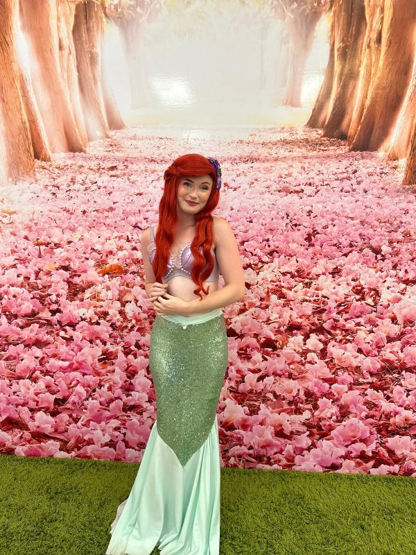 Ariel Royal Event - June 30th at 5-7 PM - Image 4